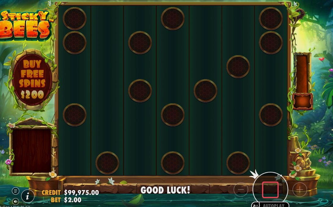 Base game grid with honeycomb circles marking positions